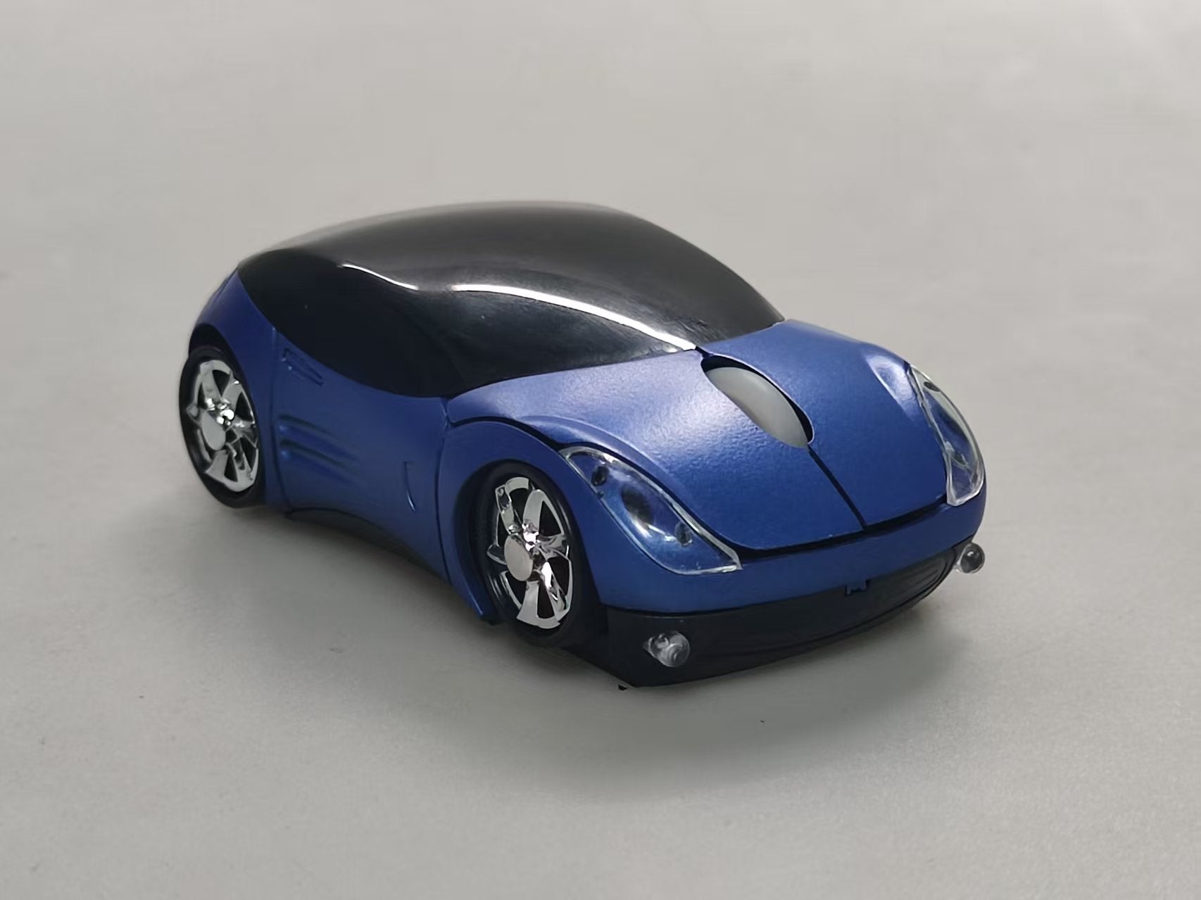 Computer Wireless Mouse Futuristic Car Shape Optical Mice USB 2.4Ghz 2 Button for PC Laptop (Blue)
