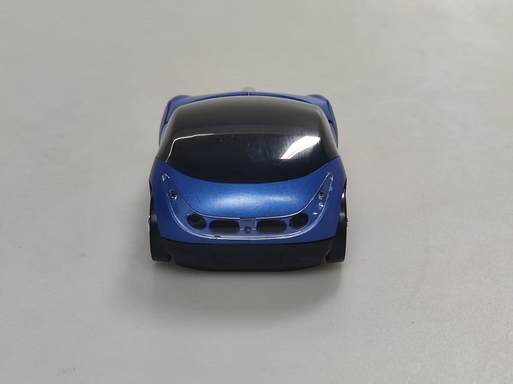 Computer Wireless Mouse Futuristic Car Shape Optical Mice USB 2.4Ghz 2 Button for PC Laptop (Blue)