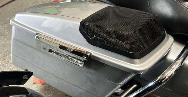 1998-2013 Harley Davidson® Cut-In Lid Kit with MP694 Speakers (4Ω) - MSMP694LK13