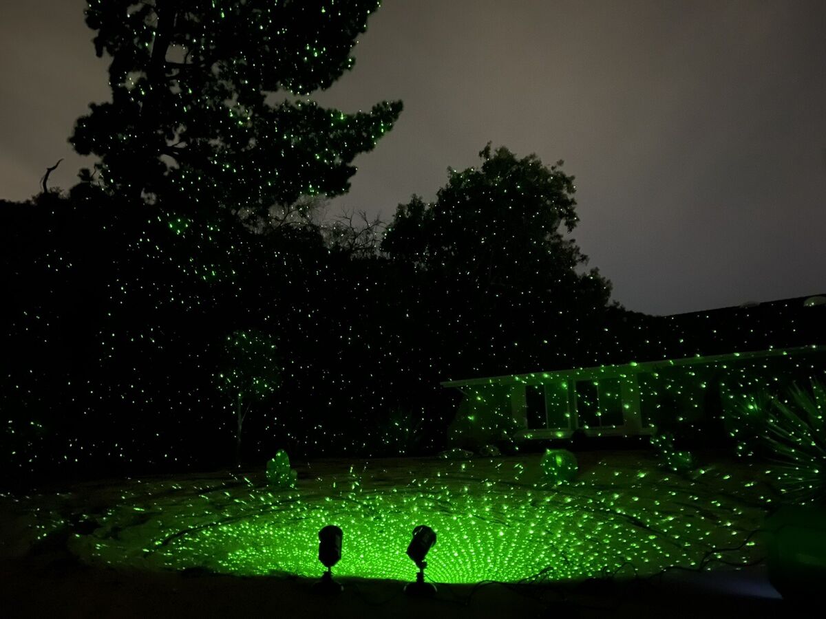 Garden Light Projector with Light Effects, Night Lights LED Projector for Outdoor Decor for Lawns, Courtyards, and Patios Purple Blueish Laser with Remote  purple blueish